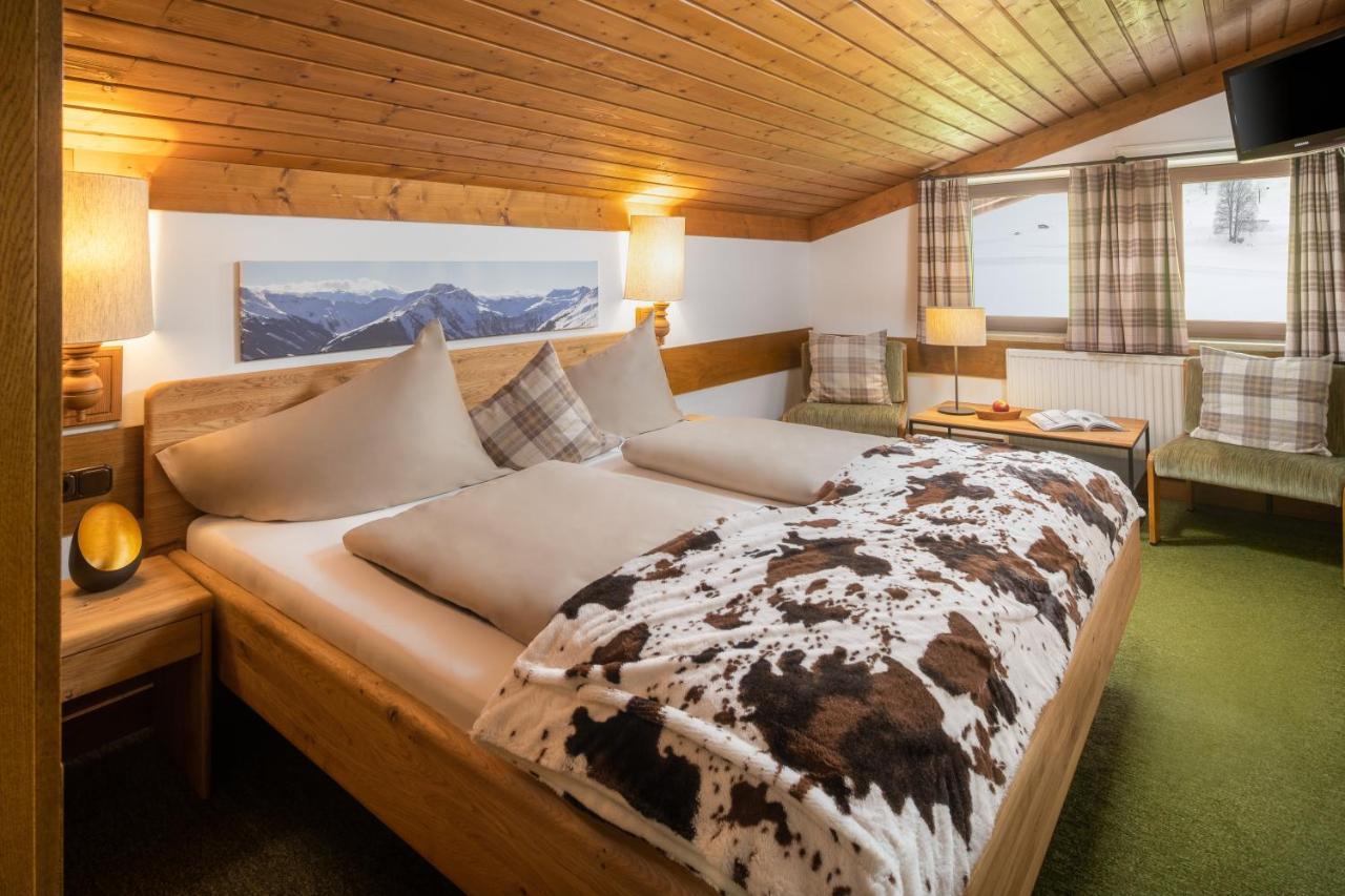 Hotel-Pension Schattberg ซาลบาคฮินเทอร์เกลมม์ ภายนอก รูปภาพ