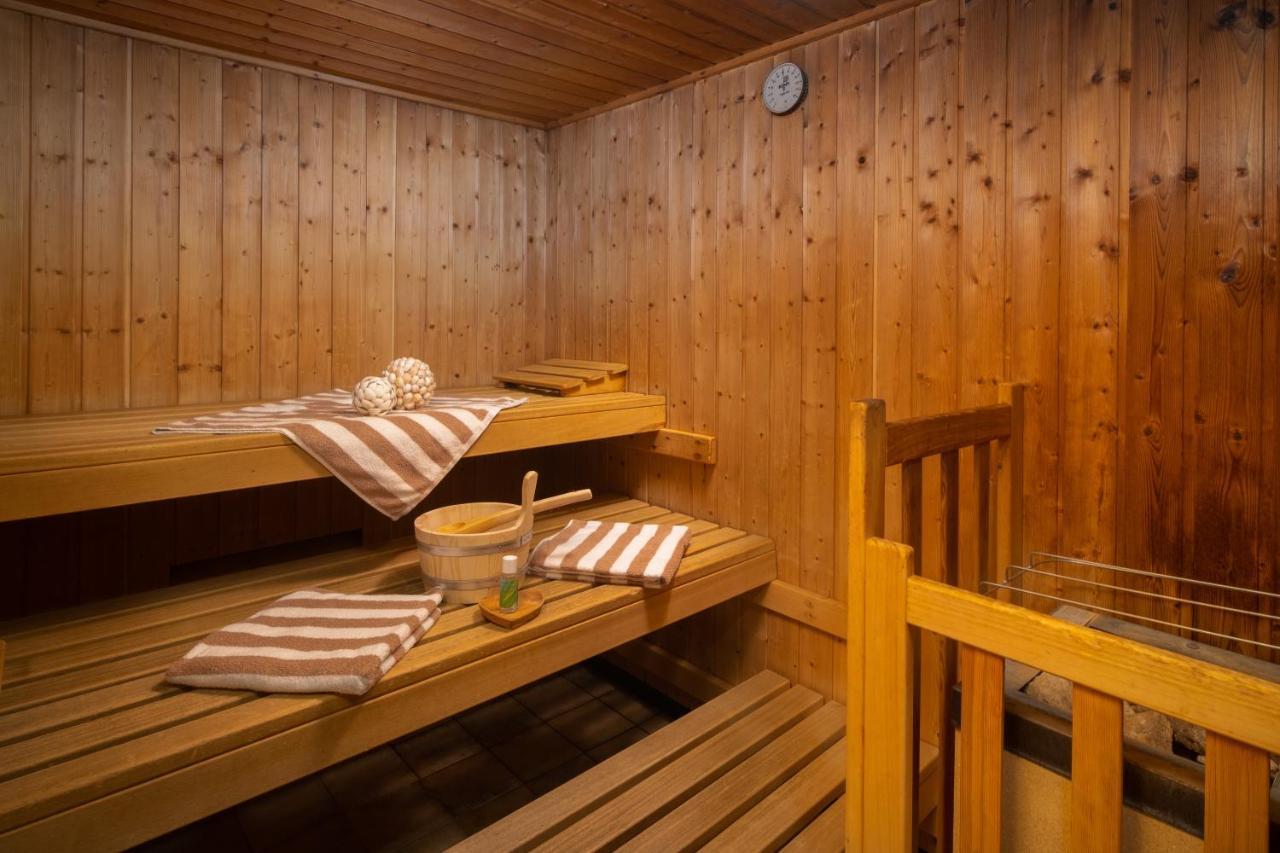 Hotel-Pension Schattberg ซาลบาคฮินเทอร์เกลมม์ ภายนอก รูปภาพ