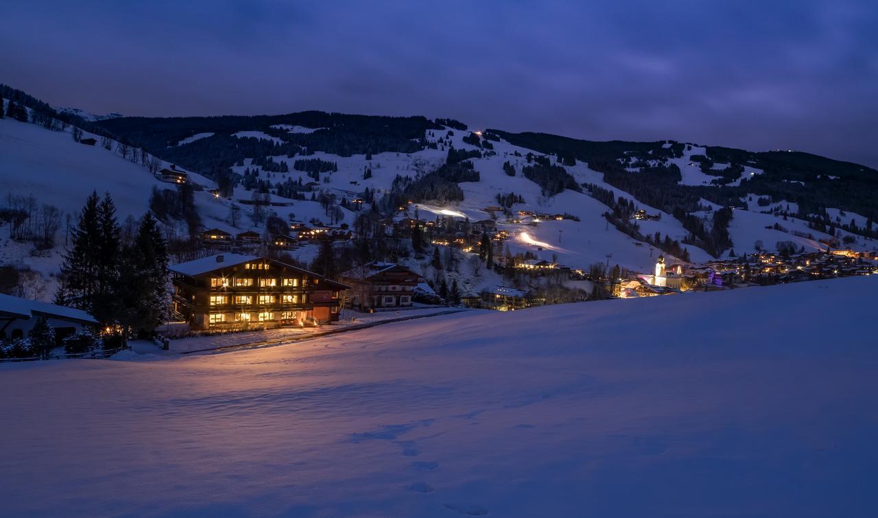Hotel-Pension Schattberg ซาลบาคฮินเทอร์เกลมม์ ภายนอก รูปภาพ