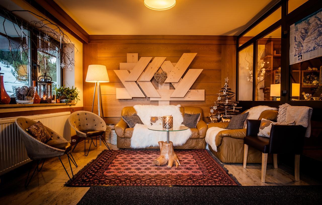 Hotel-Pension Schattberg ซาลบาคฮินเทอร์เกลมม์ ภายนอก รูปภาพ